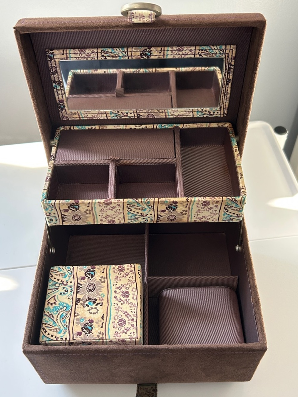 WOLF Designs Jewelry Box Travel Case | Brown Faux Suede | Paisley | Multi Tier - Picture 5 of 11